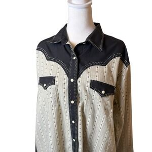 Panhandle Slim Women's Pearl Snap Shirt Size 1X Black Ivory Yoked Retro Western